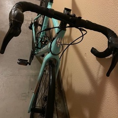 SHIMANO SORA 9SP VIA NIRONE 7 DISCロードバイクの画像