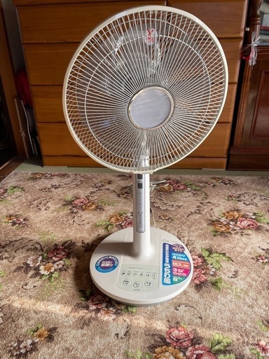 扇風機　リモコン付き