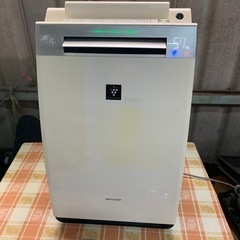 SHARP 　シャープ　除湿空気清浄機　プラズマクラスターの画像