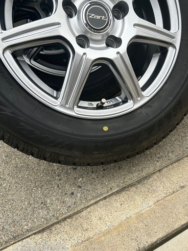 195/65R15 ブリザック スタッドレス　2022ヴォクシー　セレナ　岐阜