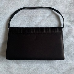 値下げします❣️美品❣️黒礼服用バッグの画像