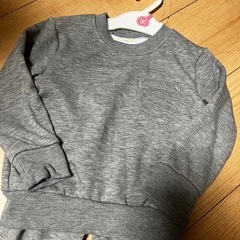 新品・未使用　西松屋　スウェット　セットアップ　上下　90㎝の画像