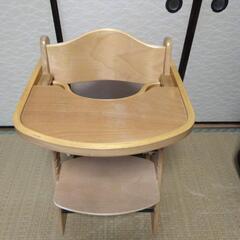 KATOJI幼児用椅子：お話し中の画像