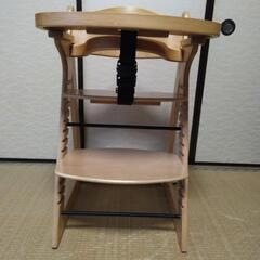 KATOJI幼児用椅子：お話し中の画像