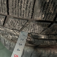 195/65R15 ブリヂストン  VRX ほんとにとりあえずスタッドレスの方に　組み替え工賃込の画像