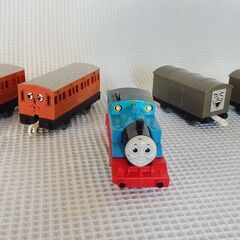 プラレール　車両　きかんしゃトーマスの画像