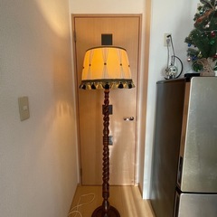 アンティーク間接照明の画像