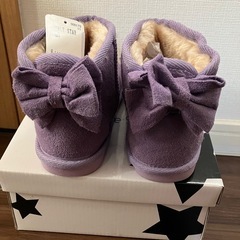 女の子　ムートンブーツの画像