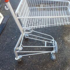 ショッピングカート、おまとめ値下げ可の画像