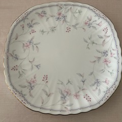 ナルミ　ボーンチャイナ　ケーキ皿　26cm
