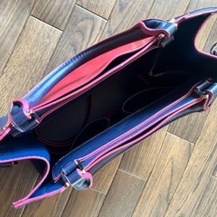 美品の高級JEANASIS             スクエアブロックトートバッグ 2wayの画像