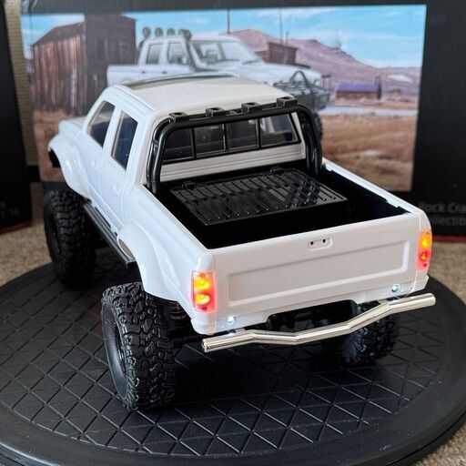 ラジコン WPL C64-1 ハイラックス RTR 2024モデル 新品だけど改造品