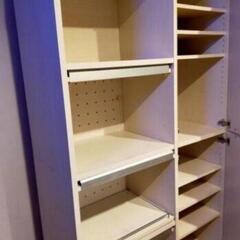 食器棚の画像