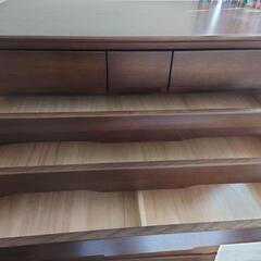 桐のタンスの画像