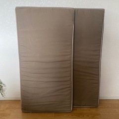 ニトリ ロングフロアクッション カバーつき