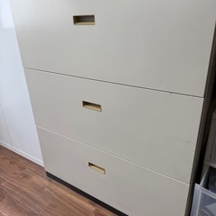 鍵付き書庫（3段）
