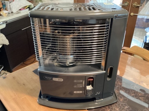 シャープ石油ストーブ