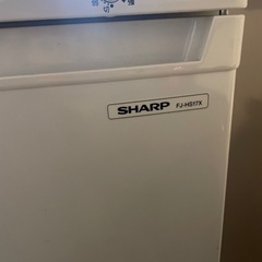 SHARP 冷凍庫の画像