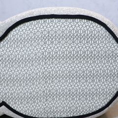 ligne roset(リーンロゼ)のROSETPumpkin(ロゼパンプキン) 2Pソファです。ソフトなラインが特徴的なラブソファーはインテリアのアクセントにもオススメです♪の画像