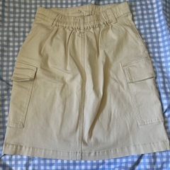 女性　スカートとトップ　セット 新品　の画像