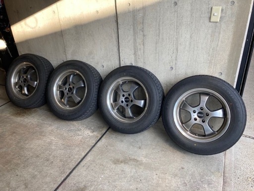 激安！値下げしました！CARVING WILCOXとグッドイヤーアイスナビ 4本セット