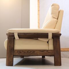 karimoku(カリモク家具)のdirettore(ディレトーレ)シリーズの本革 3人