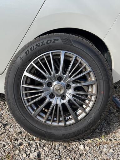 スタッドレスタイヤ16インチ