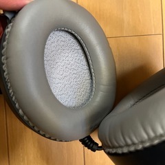 AKG K77 プロフェッショナルモニター 密閉型ヘッドホン
の画像