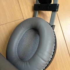 AKG K77 プロフェッショナルモニター 密閉型ヘッドホン
の画像