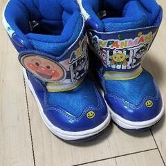 アンパンマンのスノーブーツ