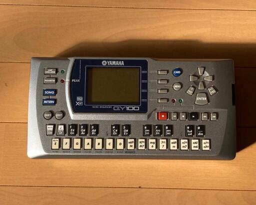 YAMAHA QY100  シーケンサー MIDI音源