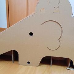 段ボール 滑り台の画像