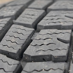 13：スタッドレスタイヤ(165/65R14)ダンロップ タイヤウィンターマックスゼロワン【WM01】の画像