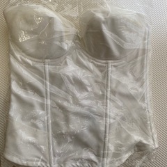 美品　ブライダルインナーセットＤ80 、LL