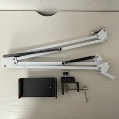 ★【新品未使用品】アーム型スマートフォンスタンド／寝ながらスマホスタンド【デスク/ベッド/テーブル/棚】【１個1000円・在庫数3個】の画像