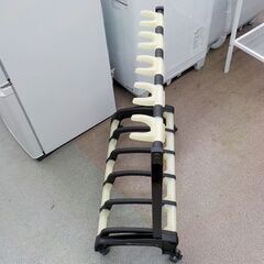 K&M ギタースタンド 17525 エレキギター・エレキベーススタンド 5本用 西岡店の画像