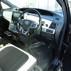 ワンオーナー車★実走59800キロ★白黒レザー調シート★TRDエアロ！！の画像