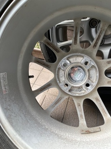 16インチ タイヤ ホイール 車のパーツ 
