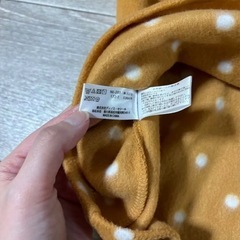 中古　セシール　フリースパジャマ　ハイネック　ドット柄　マスタード　Lサイズ　縫い跡ありの画像