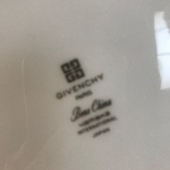 G IVＥＮＣＨＹ　お皿　お値下げしました！ほぼ未使用品美品の画像