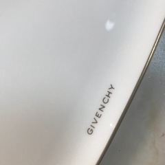 G IVＥＮＣＨＹ　お皿　お値下げしました！ほぼ未使用品美品の画像