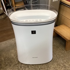万代店　SHARP 空気清浄機　2022年