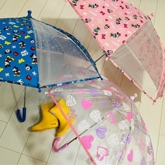 【おまけ】傘 カサ かさ Disney ディズニー  ミッキー ミッキーマウス 50cm か 55cm？ 適応身長100cm〜 ミニー ミニーマウス 45cm か 50cm？ ハート 40cmの画像