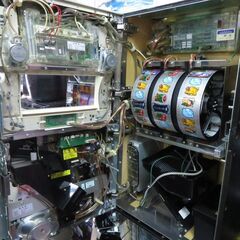 パチスロ実機 ひぐらしのなく頃に 煌 コイン不用機  スロット機 クレカ決済可能│江別市のリサイクルショップドロップの画像