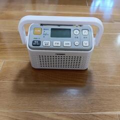TwinBard  ポータブルラジオ   スリーバント  ワンセグTV音声/FM/AM  家庭用ACアダプター付きの画像
