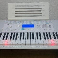 キーボード 電子ピアノ？
