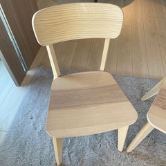 IKEAダイニングチェア2脚の画像