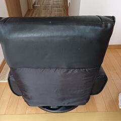 回転式座椅子の画像