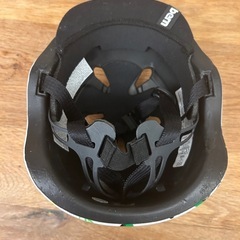 bernの子供用ヘルメットxxsサイズ（47cm-51cm）の画像