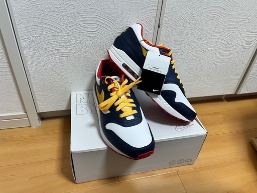 NIKE 新品タグ付きスニーカー